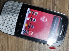 Motorola MOTO XT316 3G WIFI 2.8″ 3MP Camera Bluetooth GPS Radio