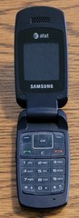 Samsung SGH-A137 – Navy Blue and Black ( AT&T ) Small Cellular GSM Flip Phone