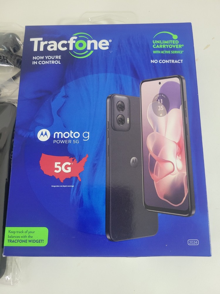Tracfone Motorola Moto G Play 6.5″ + 1 Year service 1500 Min/1500 Text/1500 MB