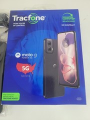 Tracfone Motorola Moto G Play 6.5″ + 1 Year service 1500 Min/1500 Text/1500 MB