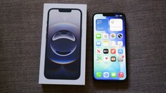 New Iphone 16e 128GB locked to Tracfone/Strait Talk/Total Wireless/Simple Mobile