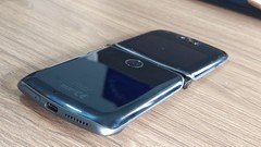 Excellent Motorola Razr 5G 2020 Moto XT2071 Unlocked 256 GB Foldable Smartphone