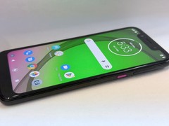 Motorola Moto G7 Play XT1952-4 32GB 4G LTE Smart Cell Phone CRACKED / FOR PARTS