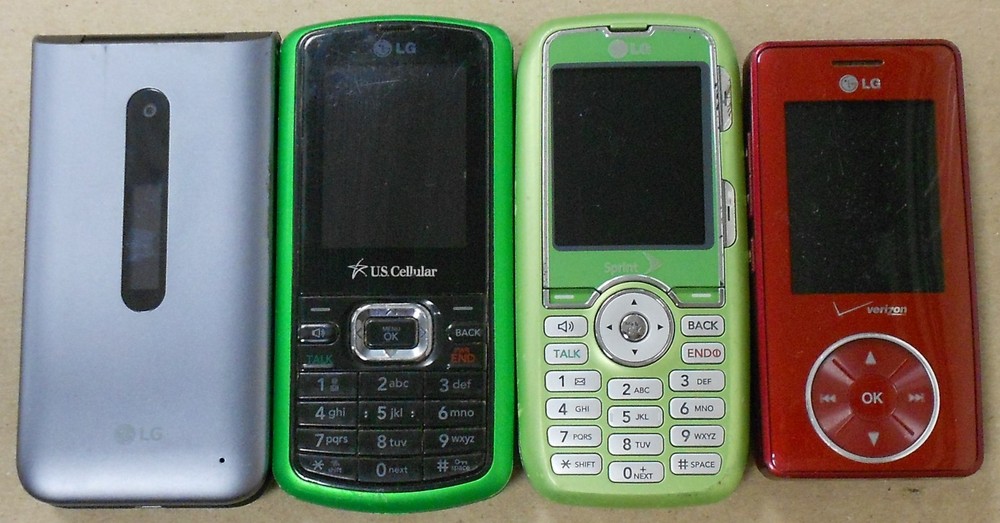 Lot of 4 LG Feature Phones Untested As/Is for Parts or Repair 0324-01M