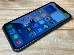 Apple iPhone XR – 128 GB – Black (GCI Locked) A1984 – Works – 79% Bat.
