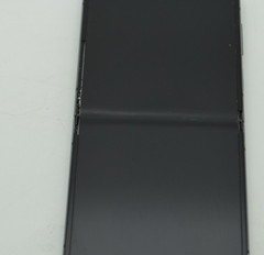 Samsung Galaxy Z Flip5 – 256 GB – Graphite (Unlocked) Smartphone