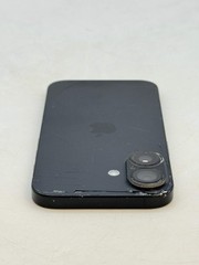 Unlocked Apple iPhone 16 6.1″ A3081 128GB Black Cracked Back For Parts #84