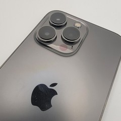 Apple iPhone 13 Pro 256GB Gray – Minor Body Scratches