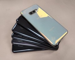 for trade-in Lot of 6 Used Samsung Galaxy S10e SM-G970U 128GB Black Unlocked