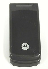 Motorola W series W260g – Black ( TracFone ) Cellular Flip Phone
