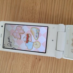 docomo Q-POT SH-04C white milk Japanese Flip Phone Limited Rare w/box Japan