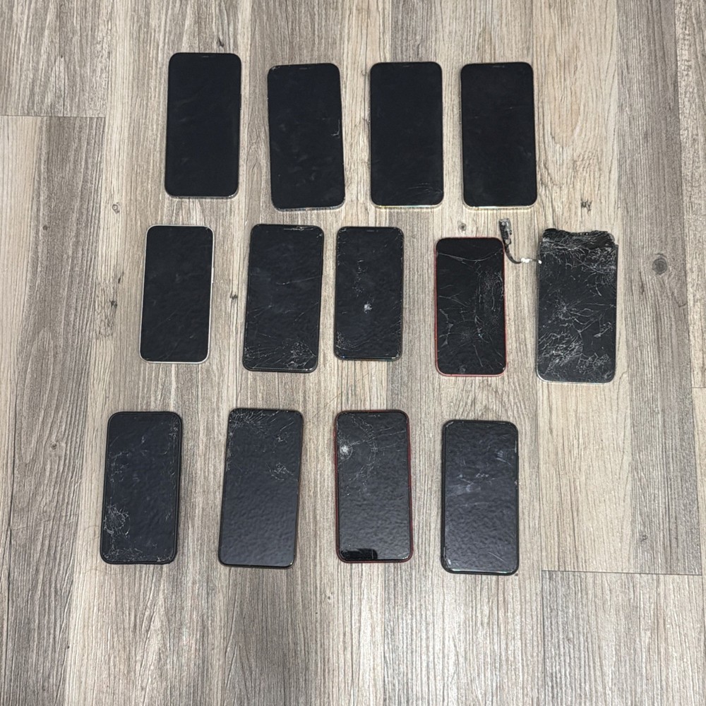 Mixed Lot Of 13 iPhones For Parts/ Repair