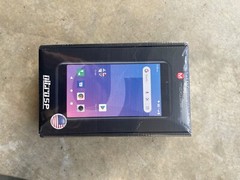 New in Box black Maxwest nitro 5p 4G 8GB 