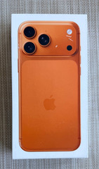 Apple iPhone 17 Pro Max FACTORY UNLOCKED 256GB Cosmic Orange – New Sealed