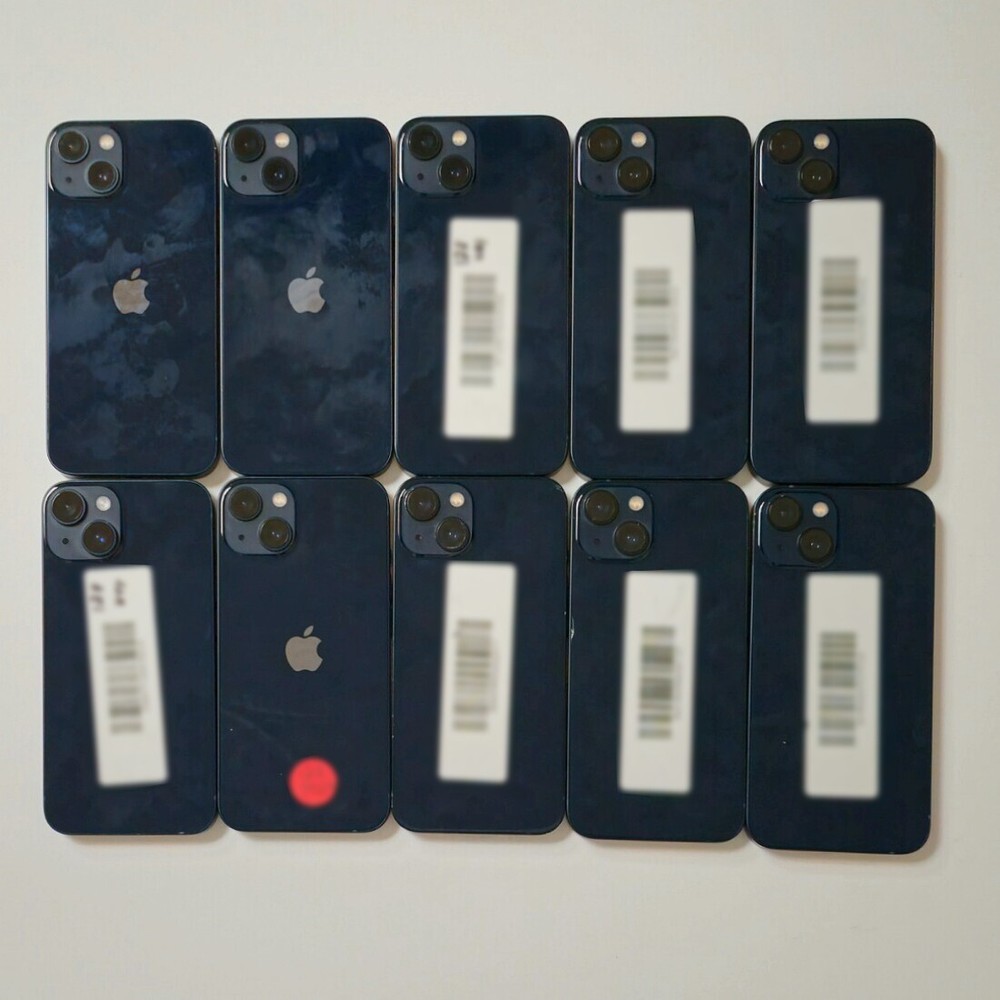 Lot of 10 iPhone 13 128gb Unlocked Management Mixed