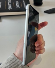 Google Pixel 7a – 128 GB – Snow (Verizon) – Used – Excellent Condition
