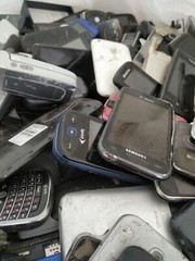 Lot of 10pcs Assorted Cell Phones For Parts, Scrap or Gold Recovery