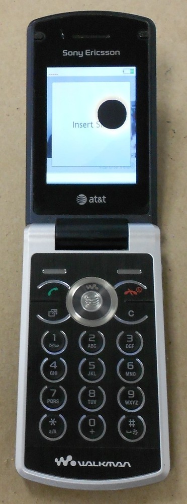 Sony Ericsson Walkman W518a Works for Parts/Repair 0422-09M