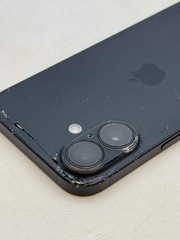 Unlocked Apple iPhone 16 6.1″ A3081 128GB Black Cracked Back For Parts #84