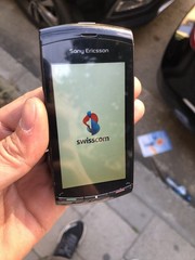 Sony Ericsson Vivaz U5i – Ocean Blue – UNLOCKED – Fully Functional – MINT
