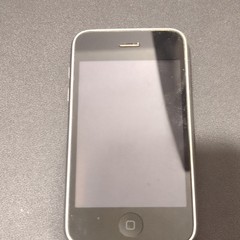 Apple iPhone 3G 8GB Black GSM 3.5in 2MP Wi-Fi GPS Bluetooth A1241