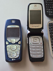 Vintage Cell Phones Lot LG-VX5600 LG-VN251S SCH-U460 Nokia 3595 Samsung SGH-C417