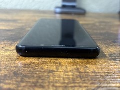 Samsung Galaxy S9 64GB Black SM-G960U Unlocked Smartphone Clean IMEI