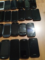 Lot of 34 Mixed model Samsung Galaxy For parts