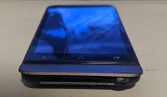 HTC One V – 4GB Gray (Unknown Carrier) Read Description!!!!