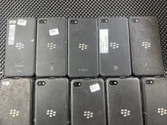 Lot Of 10 Blackberry Cell Phones Five Z10 And five Z30 For Parts Or Repairs C55
