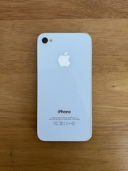 Apple iPhone 4s – 8GB – White (Verizon) Model A1387 (CDMA + GSM) *g5j*