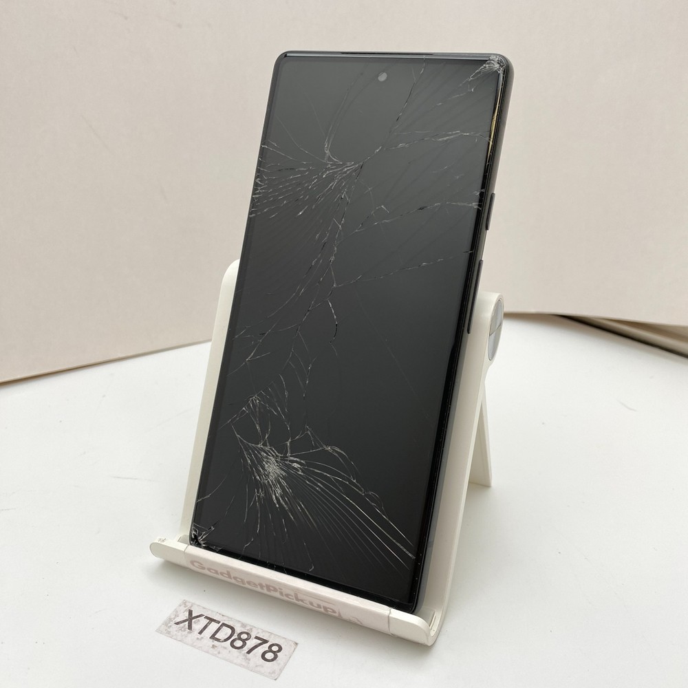 Google Pixel 6a – 128GB – Charcoal (Unlocked) – CRACKED, DOESN’T TURN ON