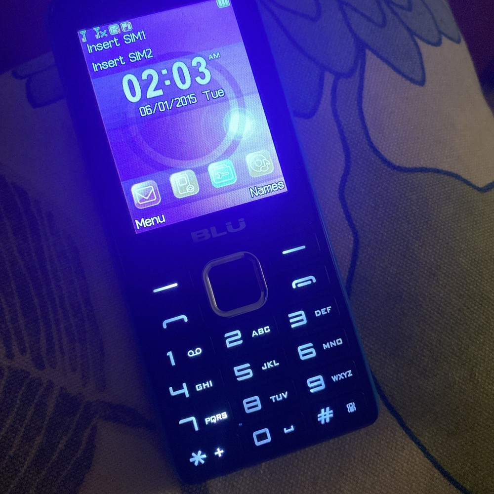 BLU Cell Phone Unlocked W/ Number Buttons Tank II T193 2.4″ VGA GSM Dual Sim