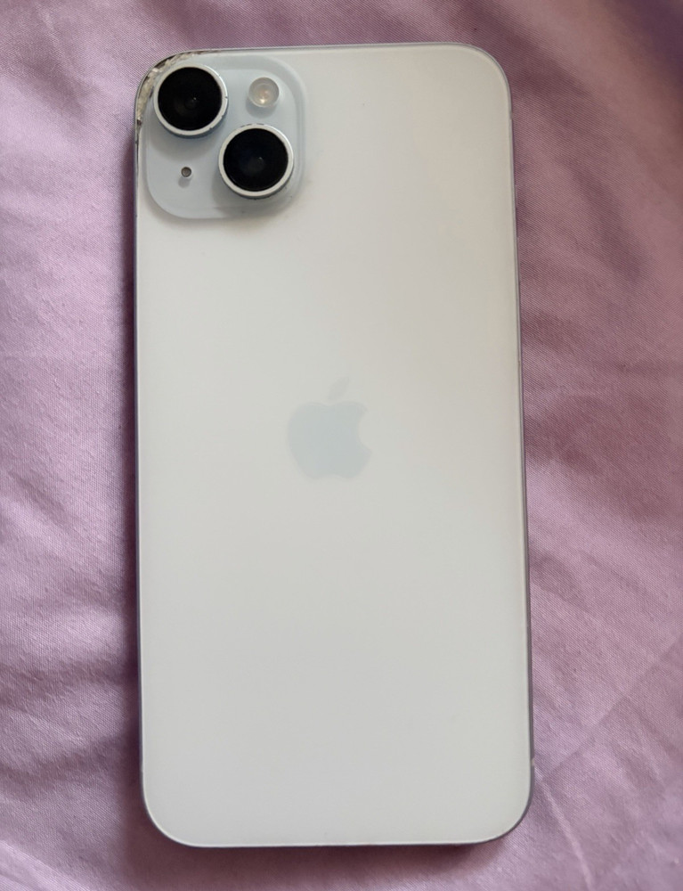 Apple iPhone 15 Plus 128GB White AT&T iOS 6.7in 48MP Dual Rear Camera Used