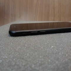 Apple iPhone Se 2 A2275 64GB Battery 83% MHG43LL/A Pre-Owned