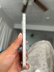 Apple iPhone 12 – 64 GB – White (Unlocked) (Dual SIM (SIM eSIM))