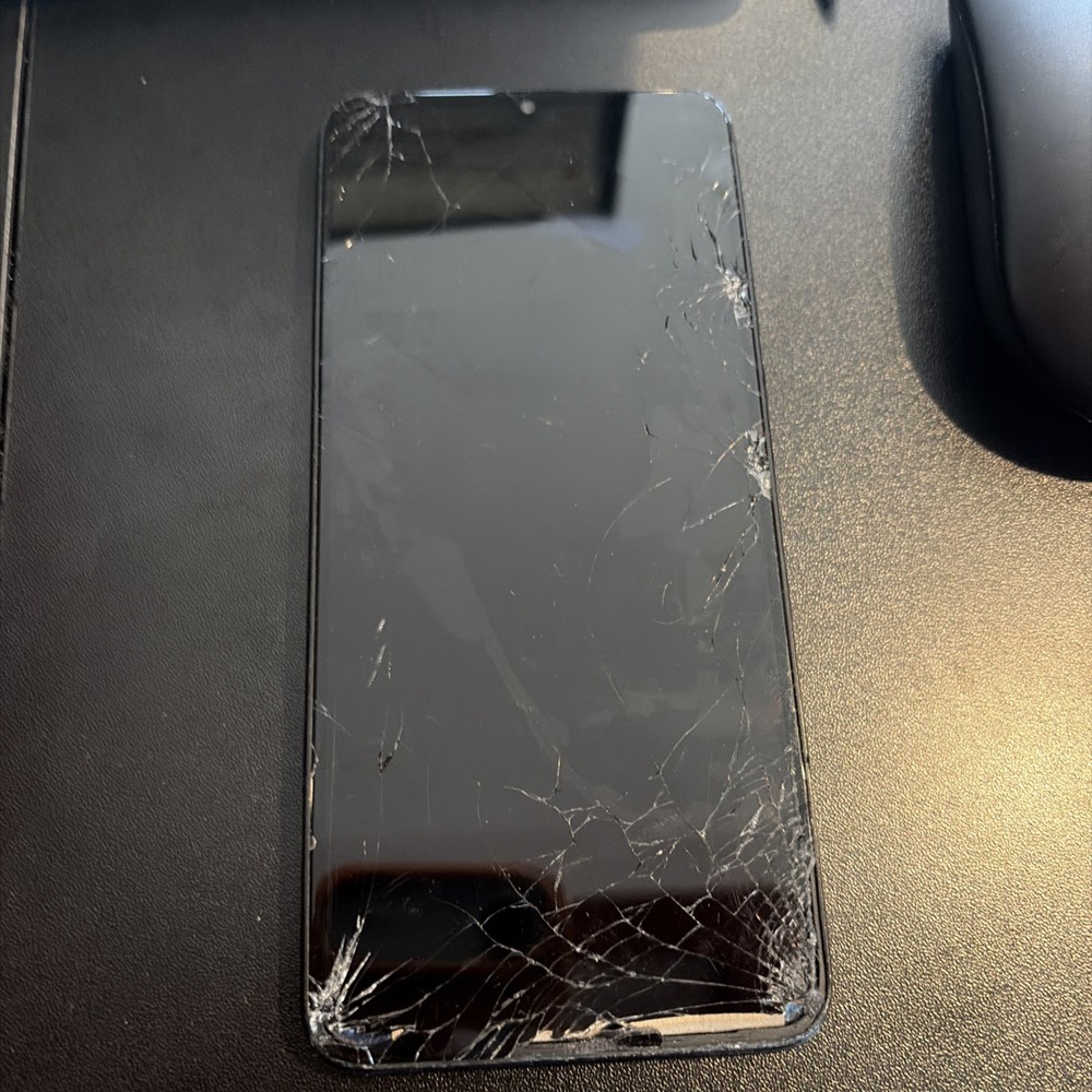 FOXX / FOXXD A67L – 32GB – (CARRIER UNKNOWN) Smartphone – CRACKED – H8029