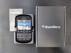 BlackBerry 9720 Unlocked Cellphone 3G WIFI 5MP Camera FM Radio Black & Pink SALE