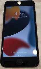 Apple iPhone 7 – 32GB – Jet Black (Unlocked) A1660 MNAC2LL/A