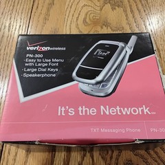 Pantech PN-300 Verizon Wireless Mobile Flip Phone BLACK/SILVER Grade C