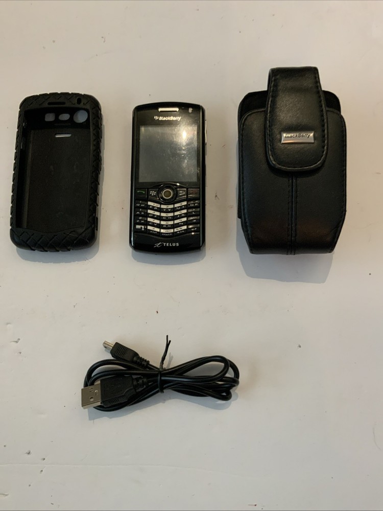 BlackBerry Pearl 8130 – Black All Vintage With Protective Cases Read