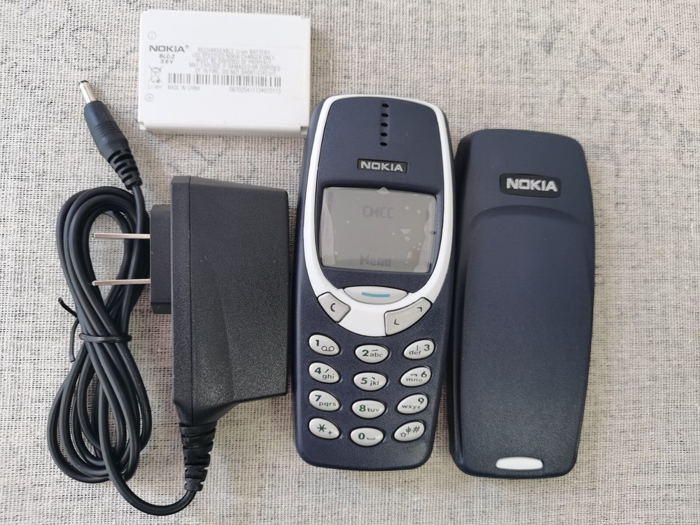 Nokia 3310 Cell Phone Black (Unlocked) Simple Basic 2G Mobile Phone