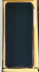 Pre-Owned 7/10 – Motorola Moto Razr+ Plus 5G (2024) 256GB (Unlocked)- Peach Fuzz