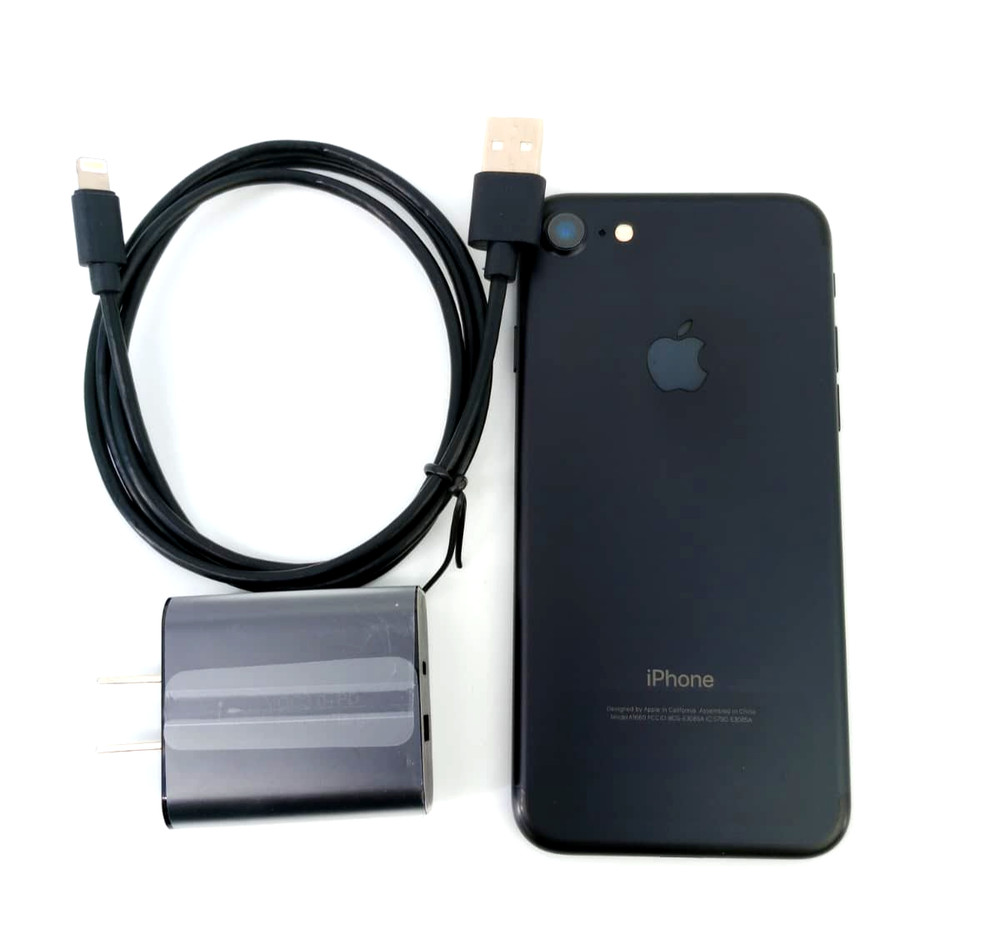 Apple iPhone 7 32GB GSM UNLOCKED Black Smartphone 1-Year Warranty Open Box