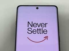 OnePlus 12 512GB (Unlocked) CPH2583 Flowy Emerald – Fair