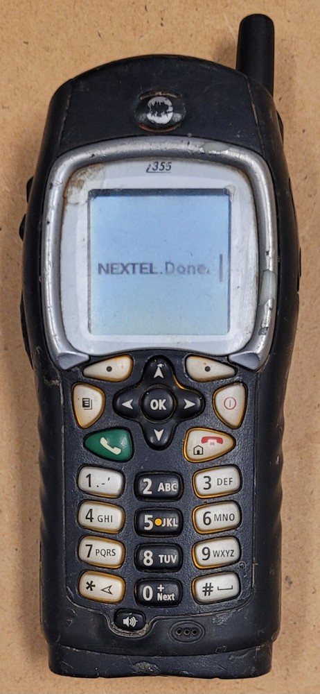 Motorola i355 – Black and Silver ( Nextel ) Cellular iDEN PTT Phone