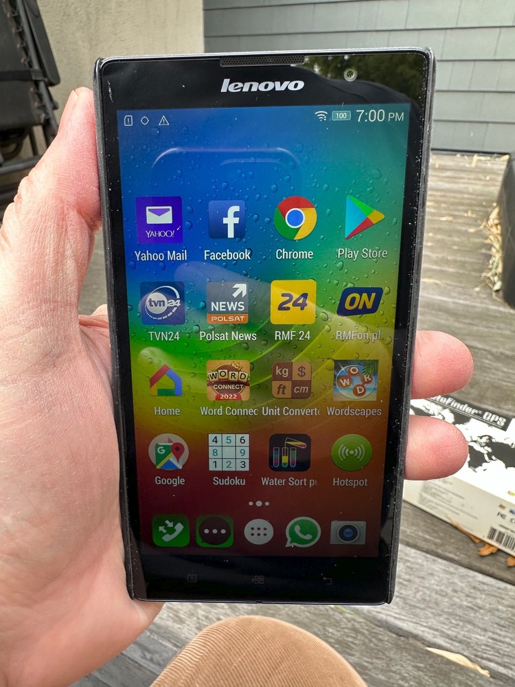 Lenovo K80M Android phone