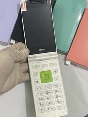 LG Wine Smart D486 4G LTE Unlocked 4GB ROM 3.5″ Android Flip Keyboard Smartphone
