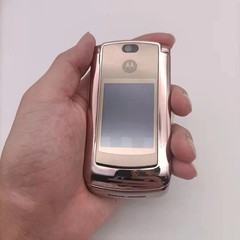 Classic Motorola RAZR2 V9 3G 2.0MP 2GB WCDMA 2.2″ Unlocked Flip Cellular Phone