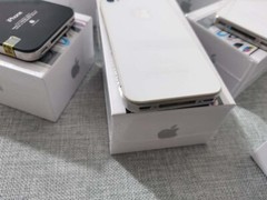 Apple iPhone 4 4S 8 16 32 64GB iOS 6 7 9 Unlocked 3G good condition with BOX